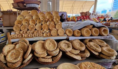 Özbekistan’da Ramazan Ayının Vazgeçilmezi: Nişalda Tatlısı ve Patır Ekmek
