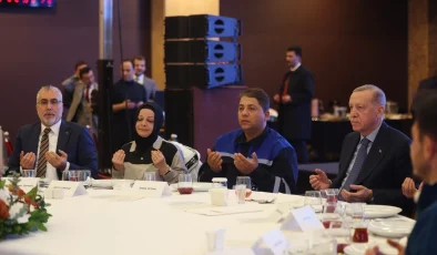 Cumhurbaşkanı Erdoğan, İftar Programında Filistin ve Diğer Mazlum Coğrafyalara Yardım Çağrısı Yaptı