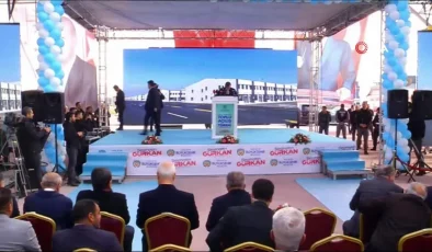 Cumhurbaşkanı Yardımcısı Cevdet Yılmaz: “Yıl sonunda 200 bin konut hak sahiplerine teslim edilecek”