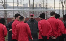 Gençlerbirliği Teknik Direktörü Sinan Kaloğlu: Play-off için mücadele edeceğiz