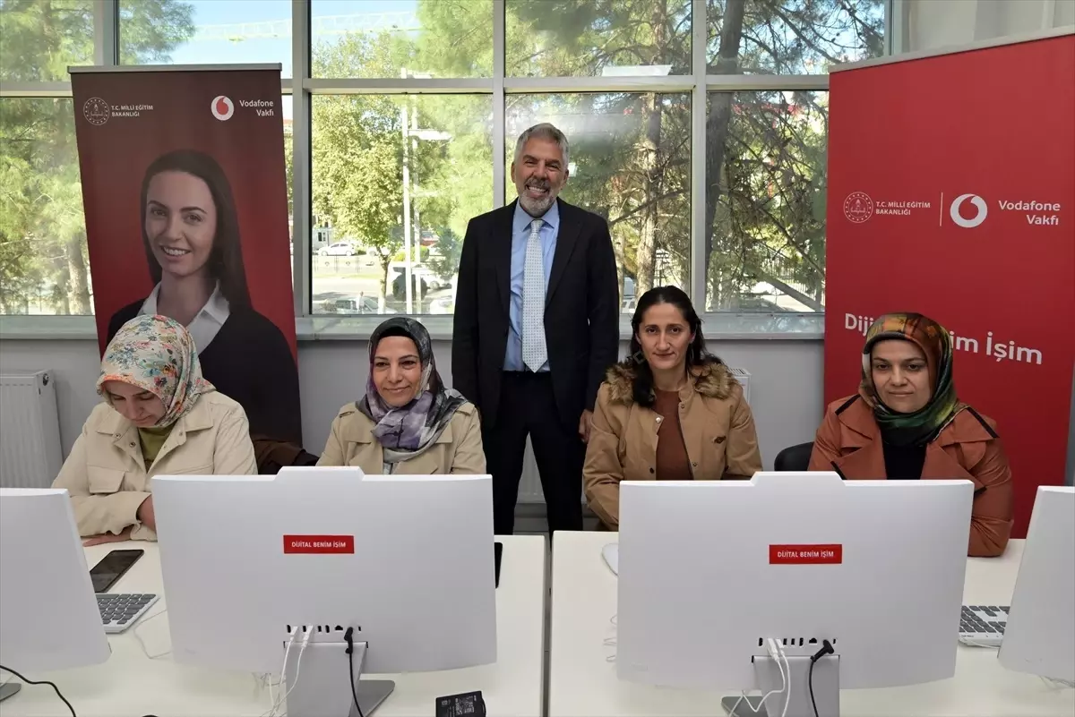 Dijital Benim İşim Projesi 11 İlde Başladı