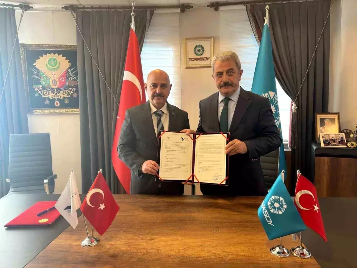 Düzce Üniversitesi ve TÜRKSOY’dan Protokol