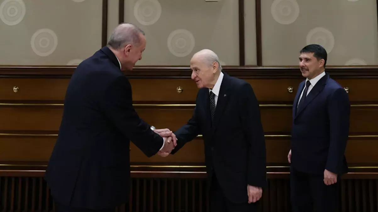 Cumhurbaşkanı Erdoğan ile MHP Lideri Bahçeli’nin Beştepe’deki görüşmesi sona erdi