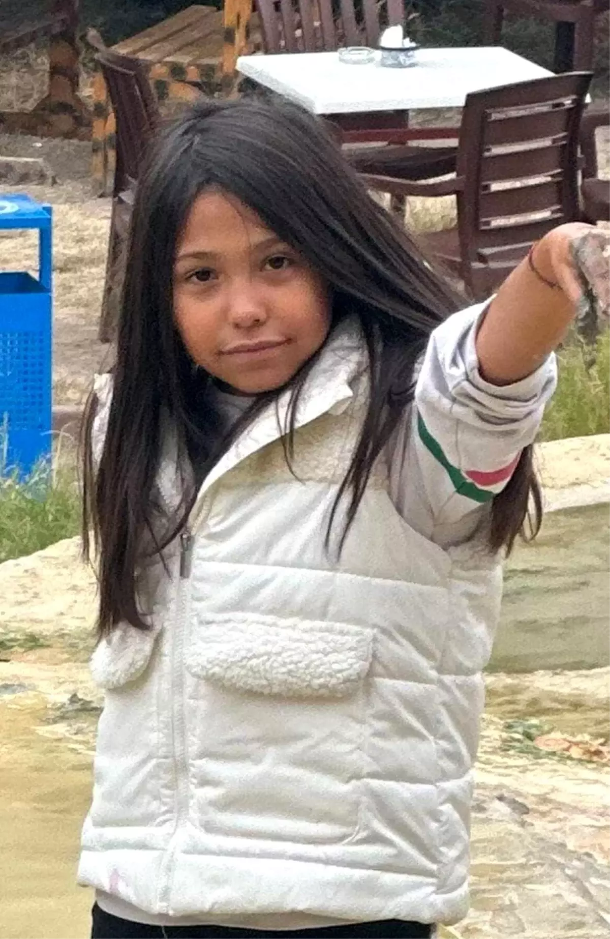 Denizli’de Demir Kapı Devrildi, 8 Yaşındaki Kız Hayatını Kaybetti