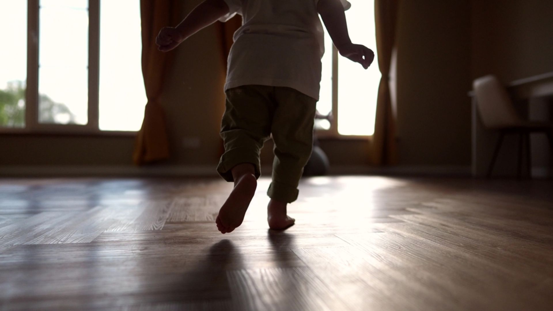 18 aylık bebek gelişimi nasıldır? 18 aylık bebek neler yapar?