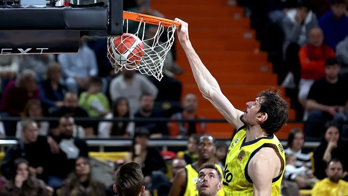 Fenerbahçe Beko, THY Avrupa Ligi’nde yarın Baskonia’ya konuk olacak
