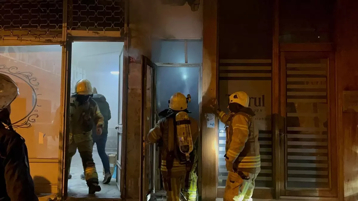 Güngören’de Yangın: 1 Yaralı