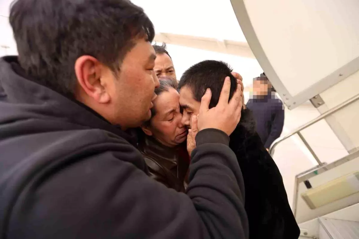 Tayland, 40 Uygur Türkünü Çin’e İade Etti
