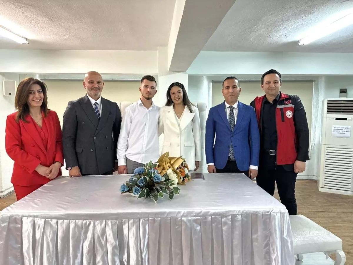 İlk Evlilik Kredi Çifti Nikahlandı