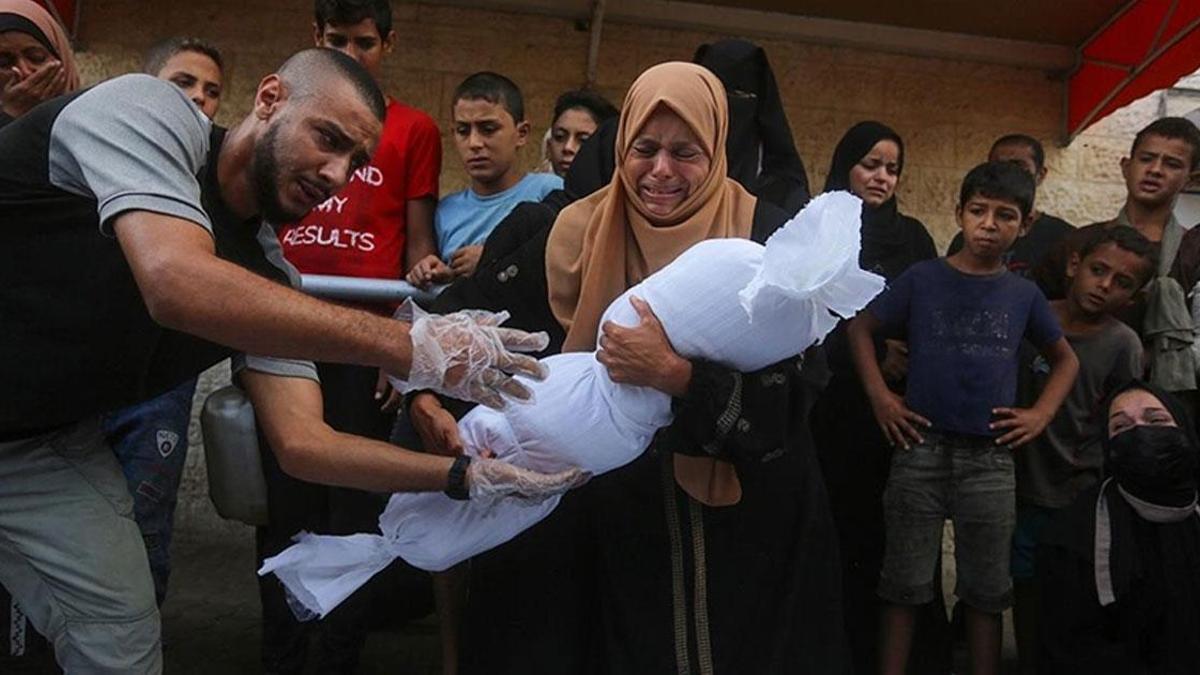 İsrail Savunma Bakanı’ndan kan donduran sözler: ‘Gazze’yi tamamen imha ederiz’
