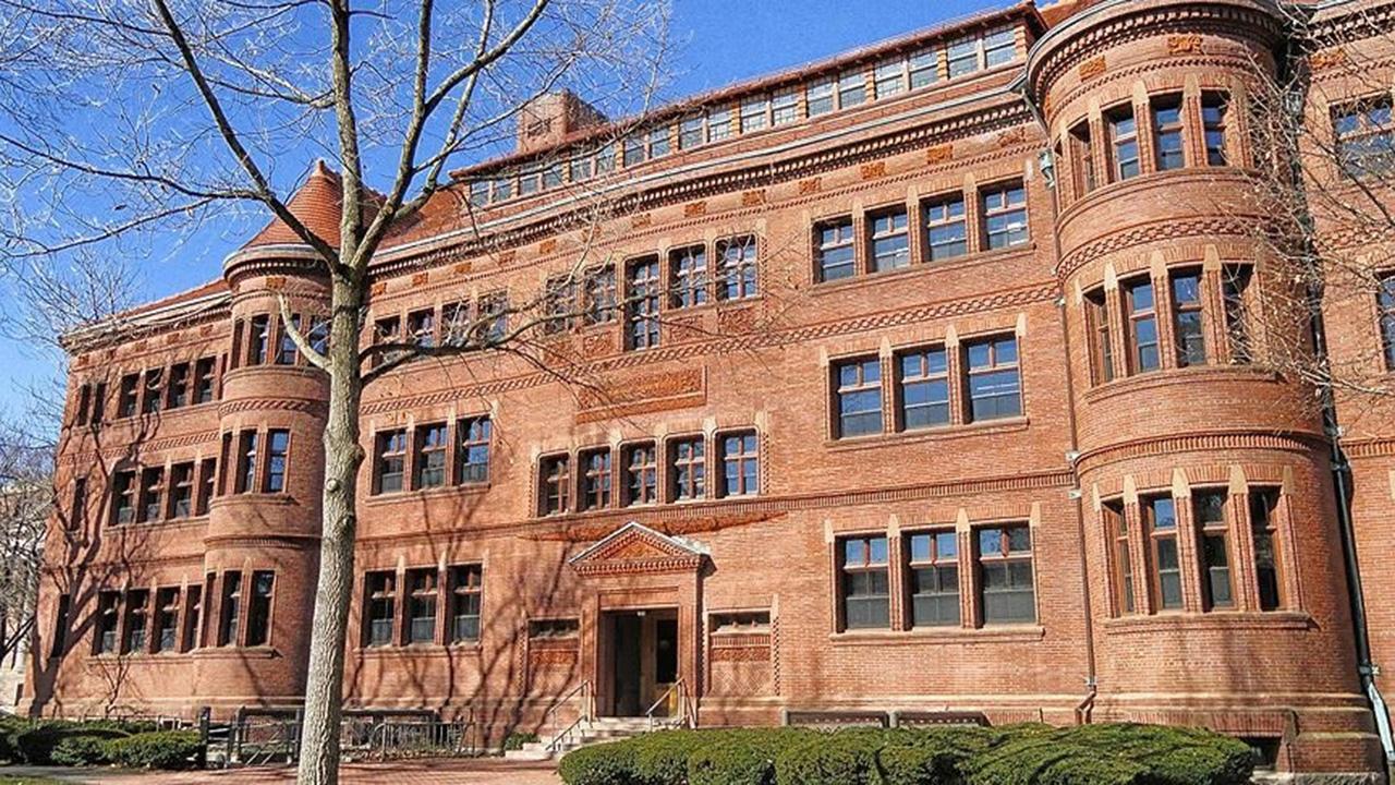 Harvard Üniversitesi Trump yönetimine dava açtı