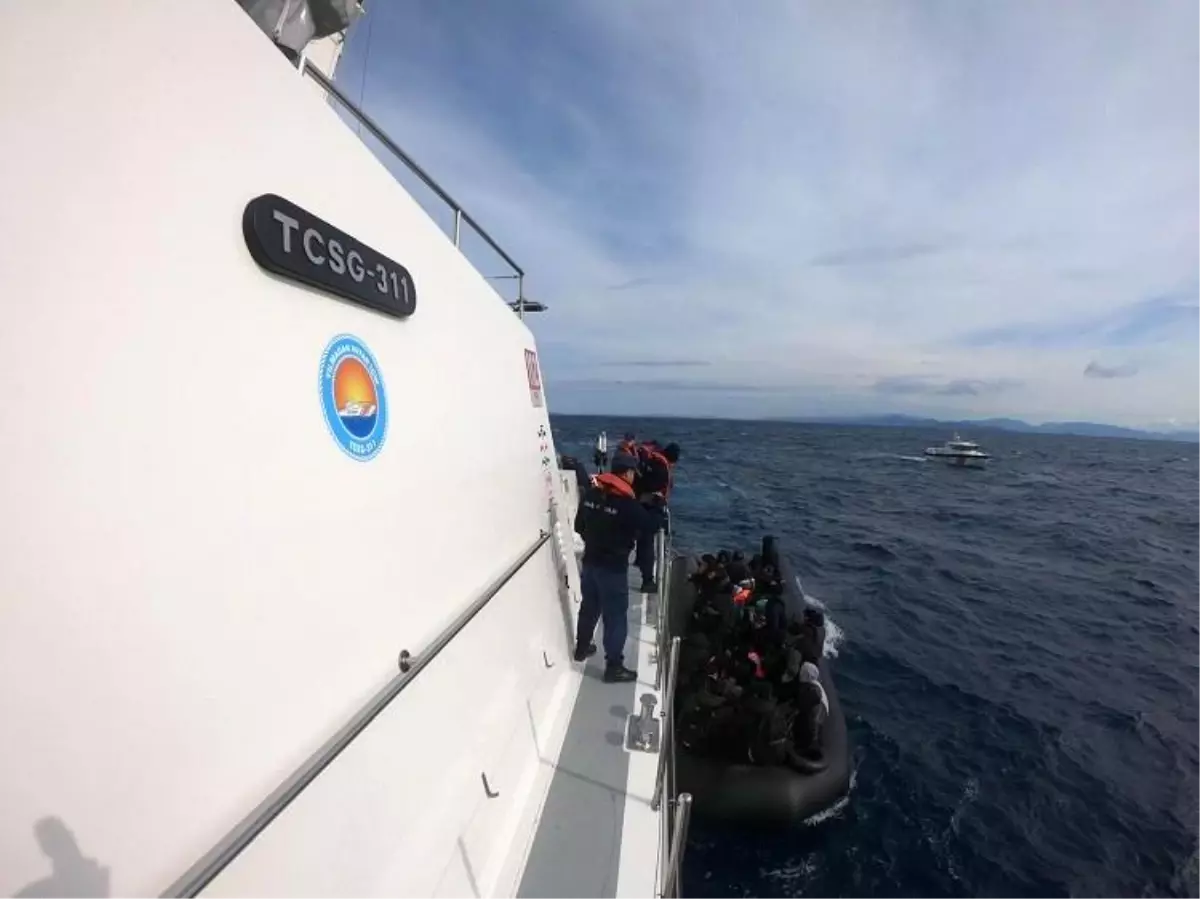 Seferihisar’da 41 Düzensiz Göçmen Yakalandı